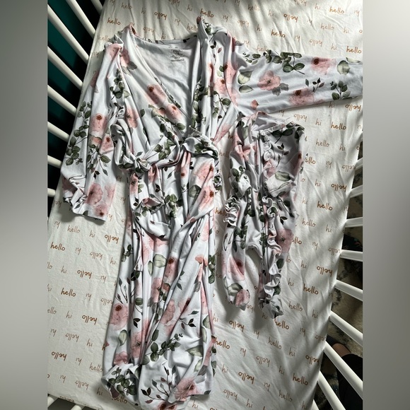 Caden Lane Other - Caden Lane robe and onesie set, millie’s dusty rose garden